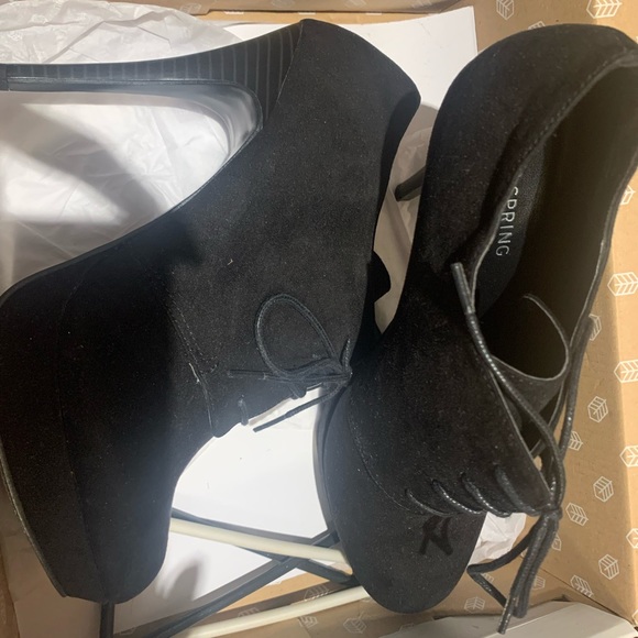 Call it Spring ankle boots - Picture 4 of 9